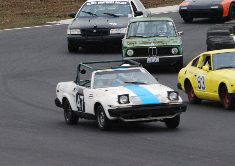 Illustration for article titled 24 Hours Of LeMons Arse Freeze-A-Palooza Über Gallery: British Steel